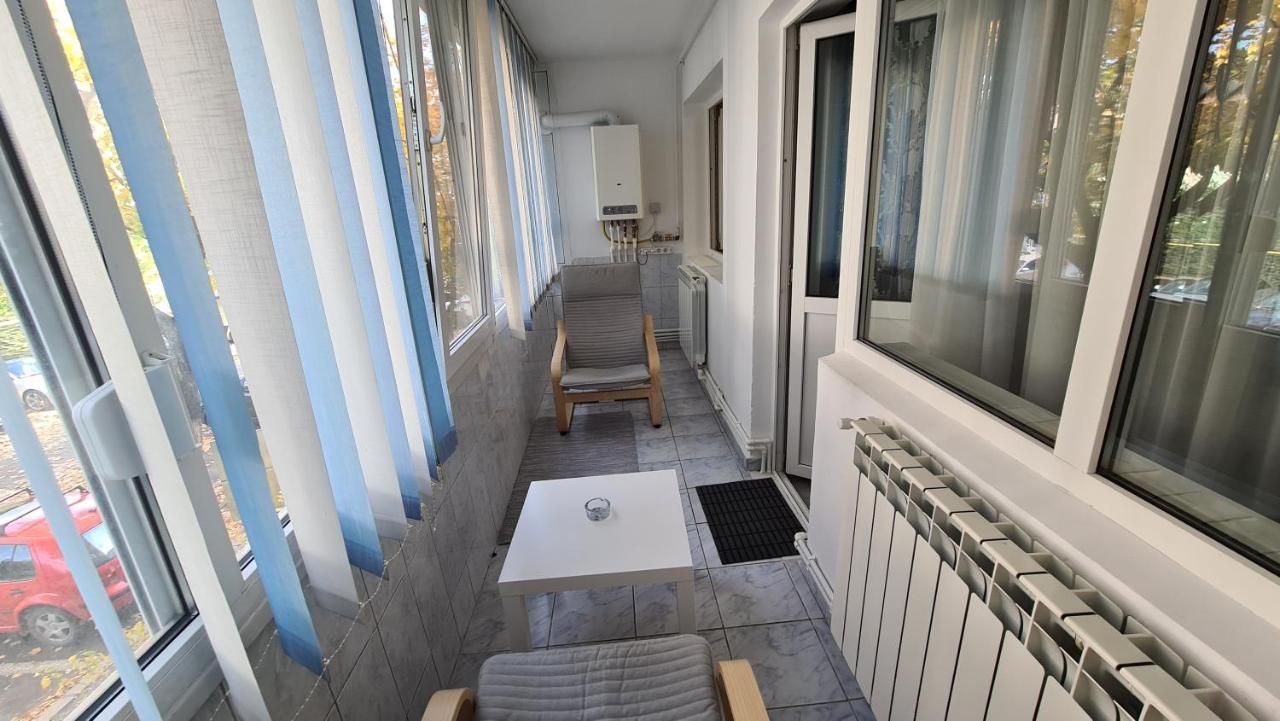 White Glamour Buzau Bagian luar foto